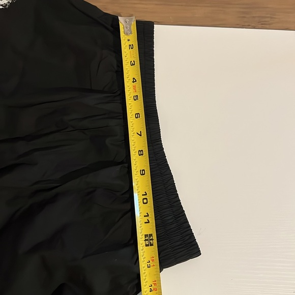 Black Wavy Dog Shorts - Picture 4 of 4